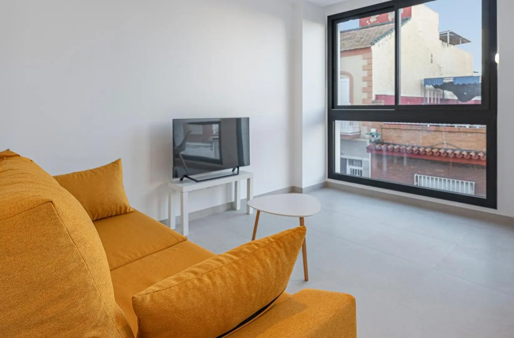 Apartamento Primero En Centro De Malaga
