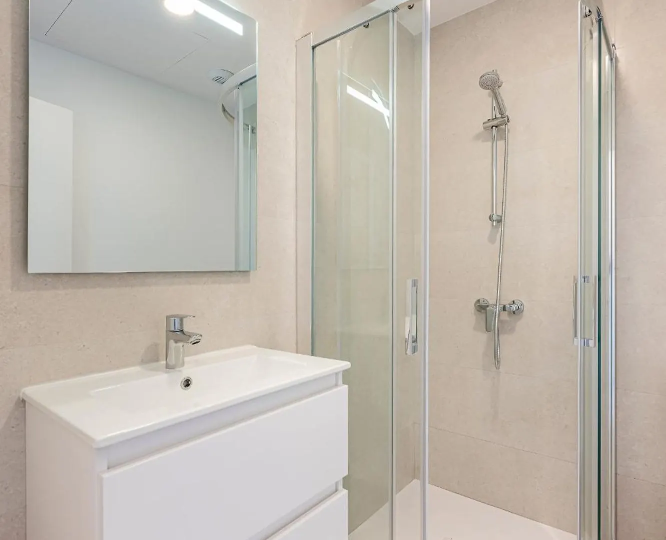 Apartamento Primero En Centro De Malaga